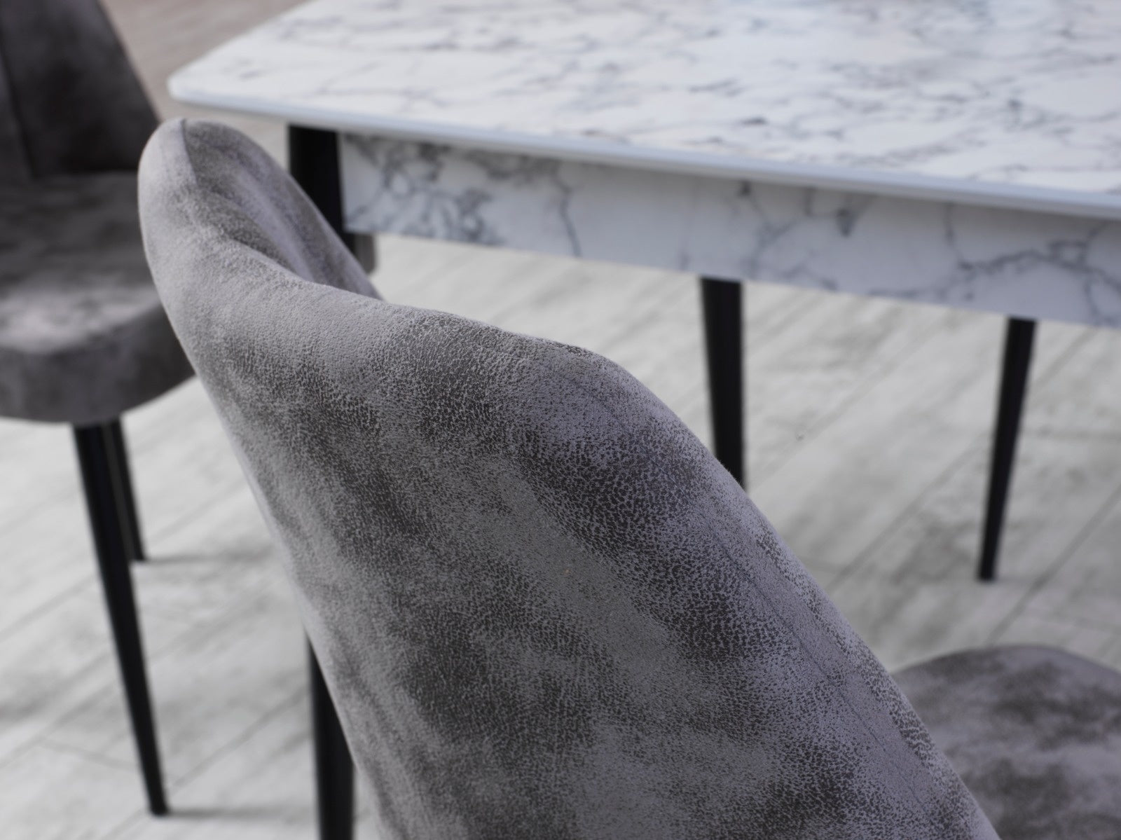 Eetkamerstoelen Set van 4 | Space Gray / Black | Swiss Homes®